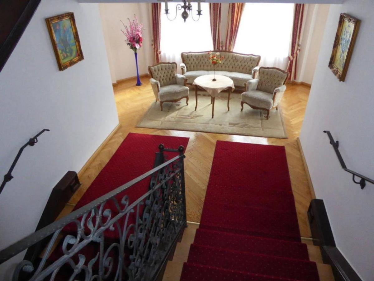 Viilla Rezidence Bed & Breakfast Kudowa Zdroj Exterior photo